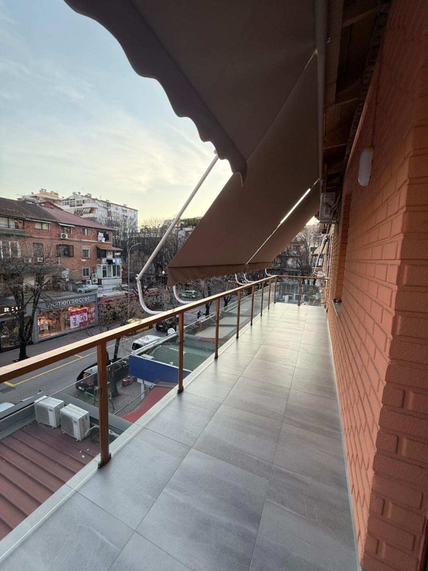 Harmony Apartment Blloku Tirana Esterno foto